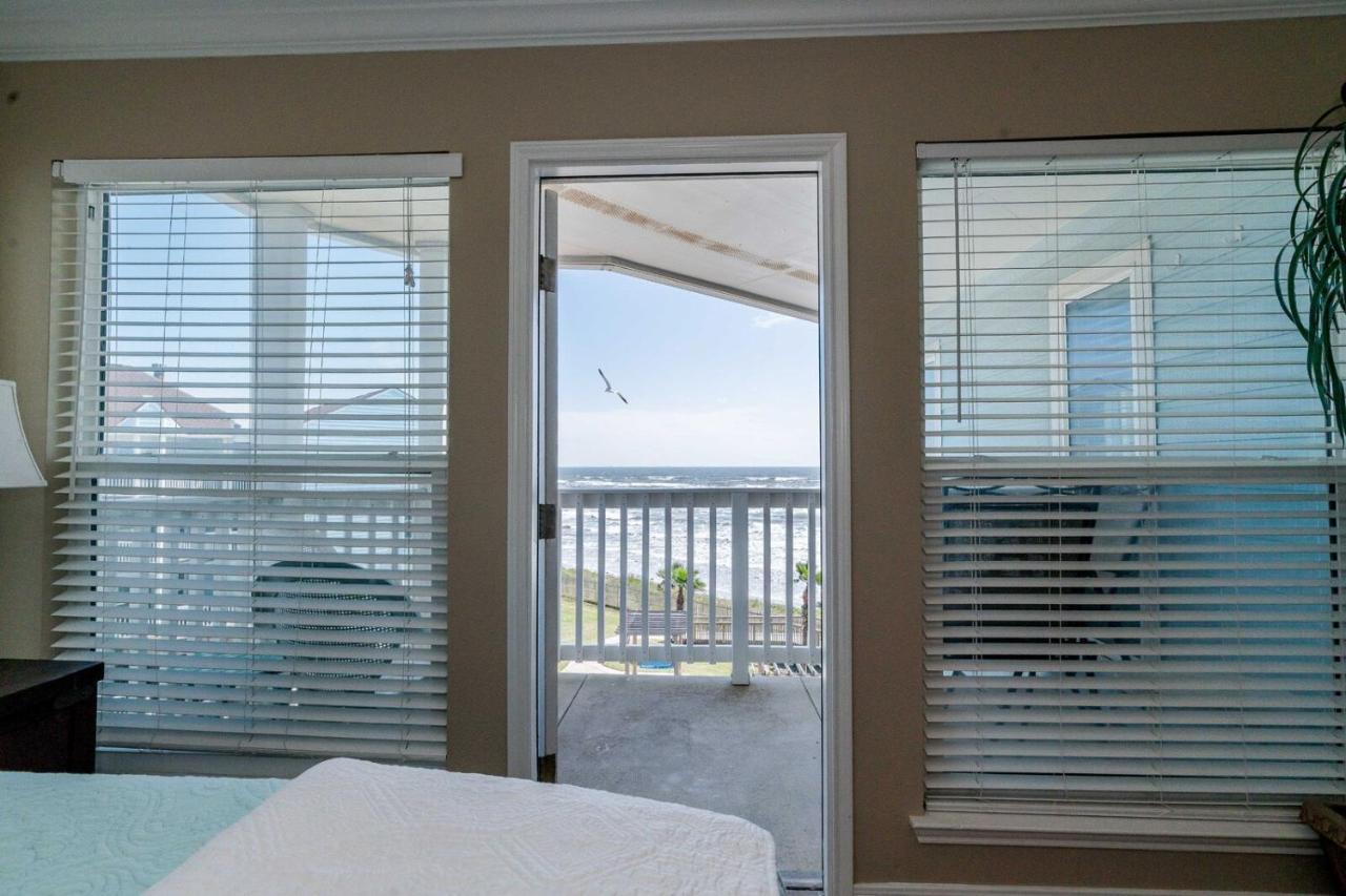 Apartment Steps To Pool And Beachamazing Views From Two Balconies